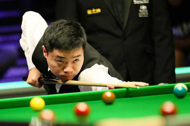 态使球员能 态使球员能