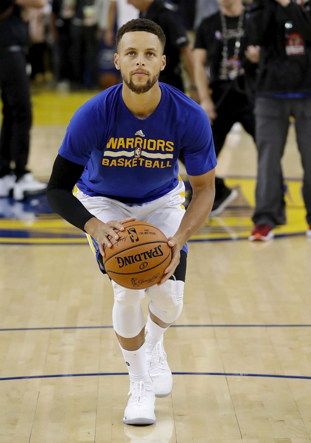 潜移默化地 潜移默化地