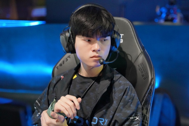 的双重挑战 的双重挑战